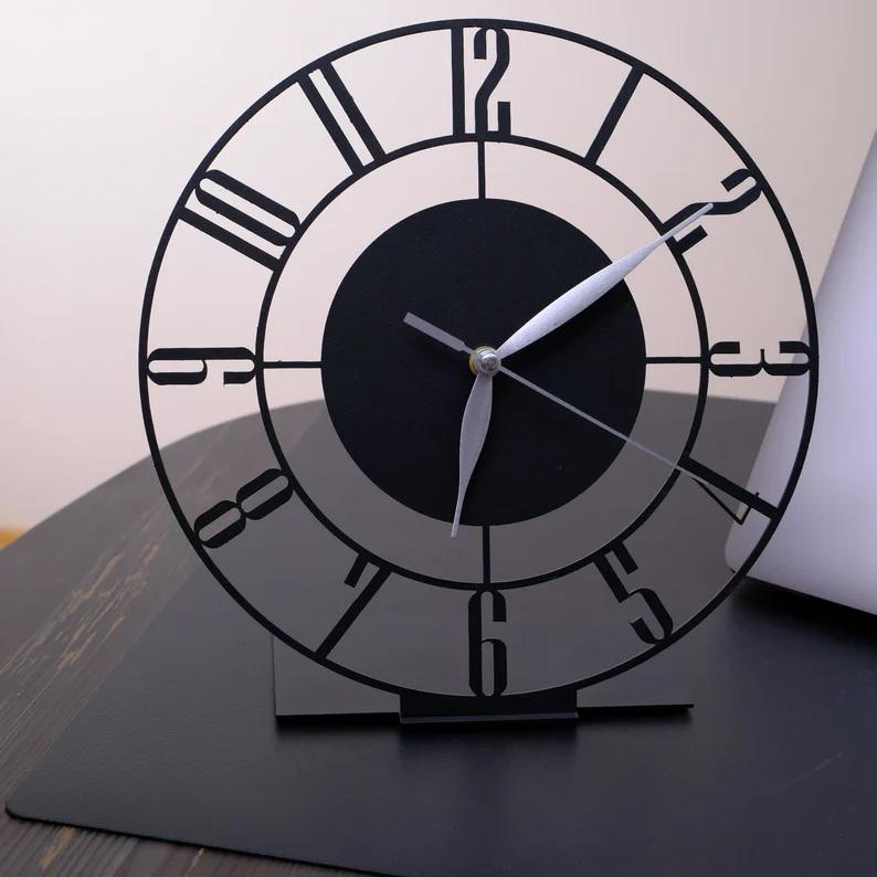 table clock
